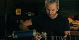 Watch: Jason From Lifehouse Covers ‘Dare You To Move’
