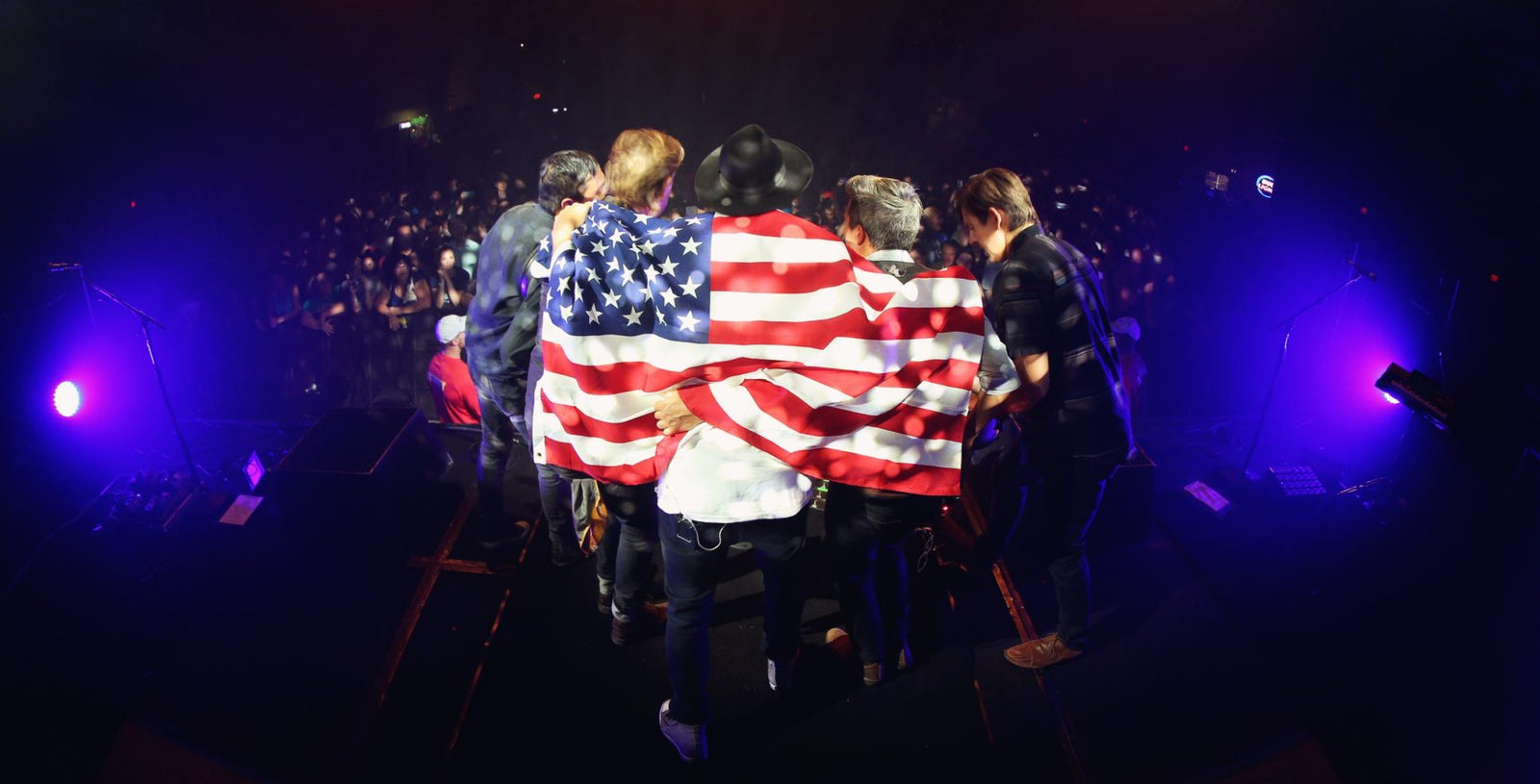 Looking For America Tour: Songs For the Road